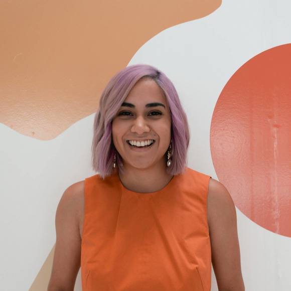 Meet your Posher, Nicole - Picture 1 of 1